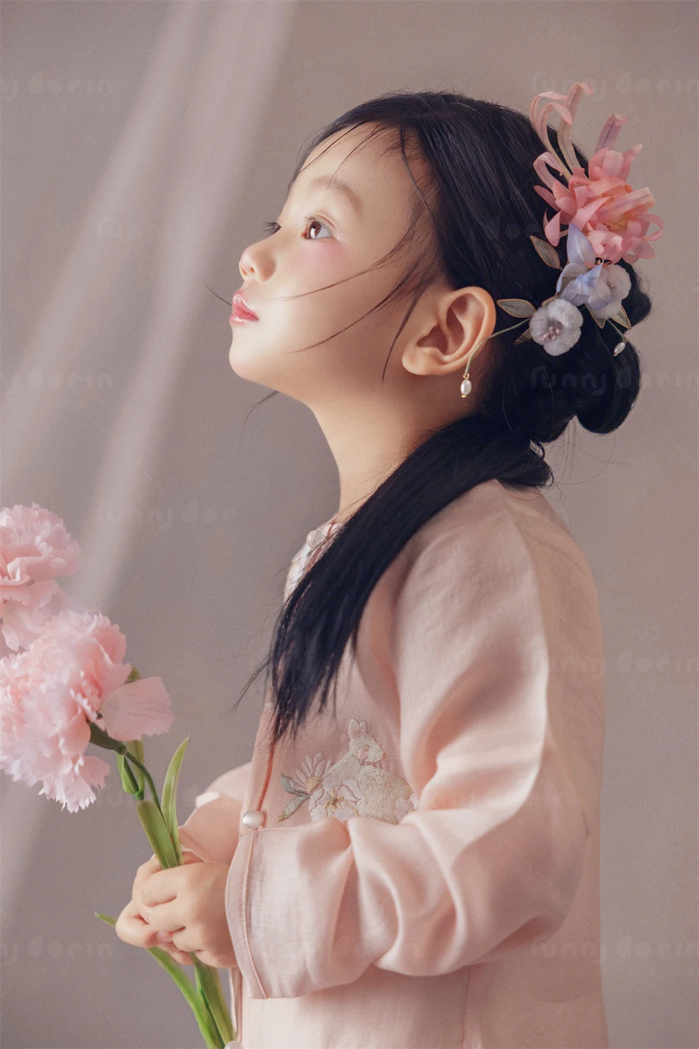 芳妮豆丁儿童摄影 稚粉花意