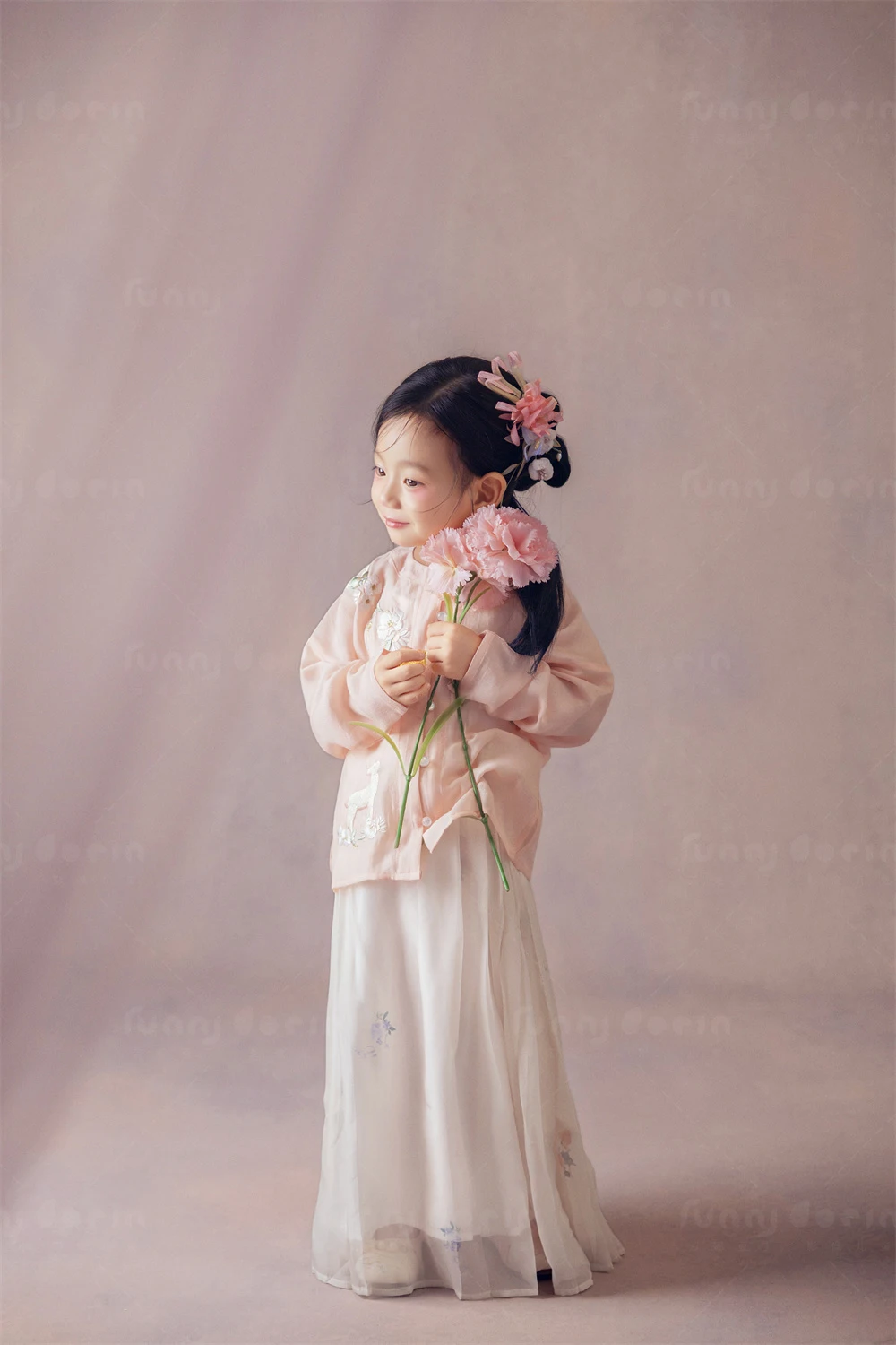 芳妮豆丁儿童摄影 稚粉花意